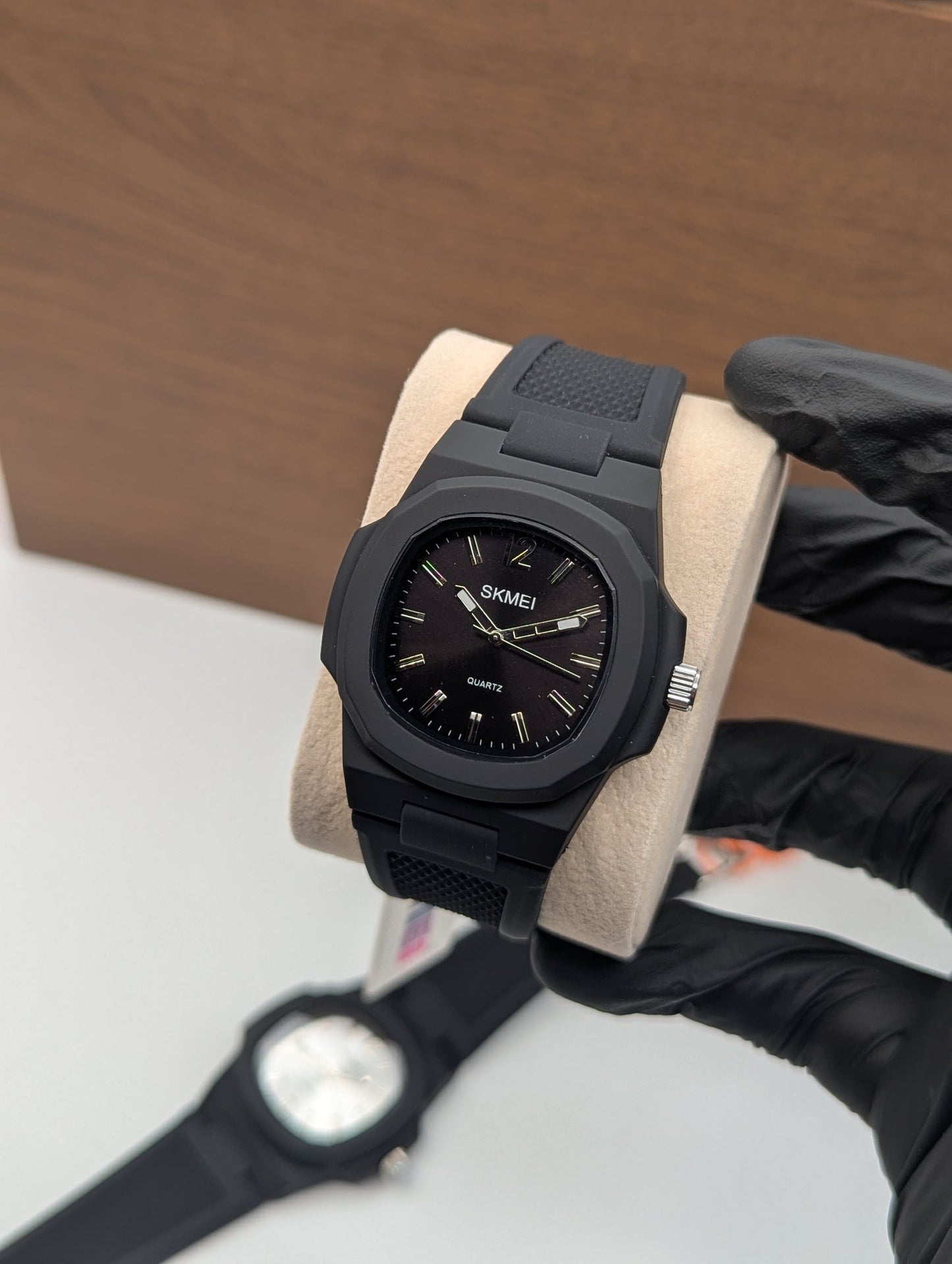 Skmei Aura black most trending Watch